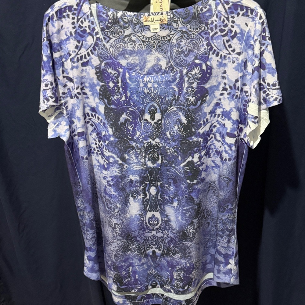 Elegant Purple Patterned Short Sleeve Top